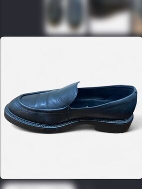 Vagabond Women’s Loafer